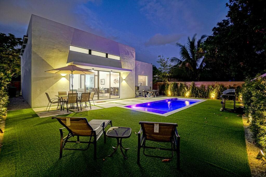 Design House -Heated Pool -Big Yard -Gated Parking Villa Miami Luaran gambar