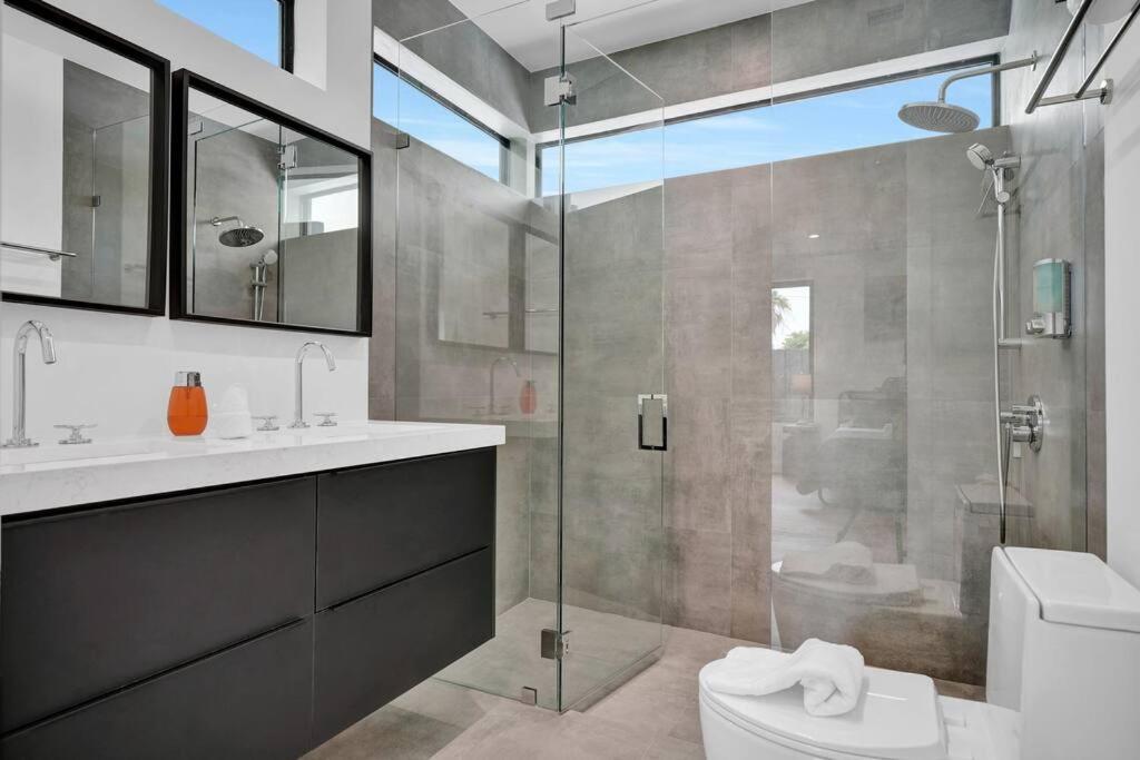 Design House -Heated Pool -Big Yard -Gated Parking Villa Miami Luaran gambar
